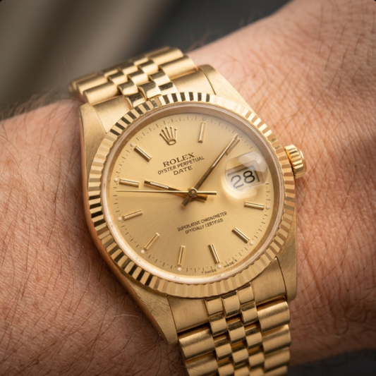 Classic Gold Date | Premium