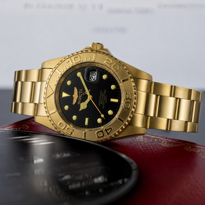 PRO DIVER | DORADO CON DIAL NEGRO